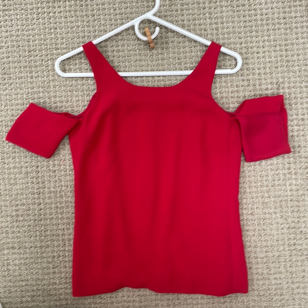Elizabeth and James cut out shoulder top